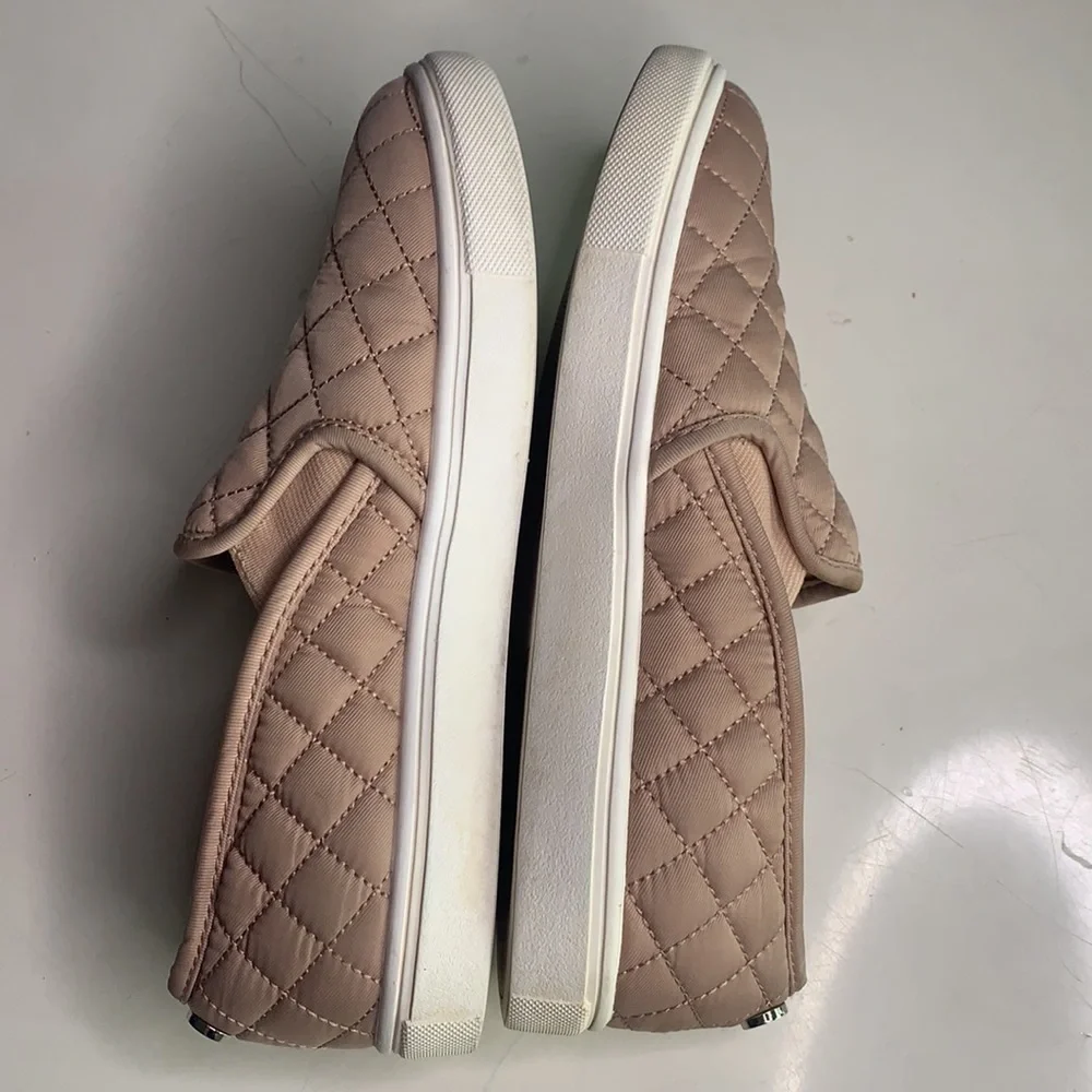 Steve Madden Quilted Slip On Sneaker Casual Rose Blush neutral 6